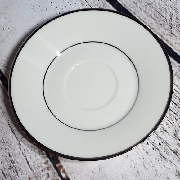 Vintage Rapture by Lenox 6" Saucer - Picture 3 of 4